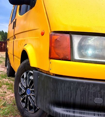 Жовтий Форд Транзит, об'ємом двигуна 2.5 л та пробігом 0 тис. км за 3200 $, фото 10 на Automoto.ua
