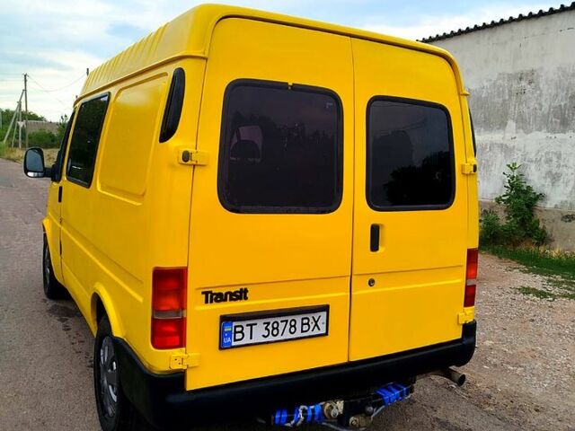 Желтый Форд Транзит, объемом двигателя 2.5 л и пробегом 100 тыс. км за 3530 $, фото 2 на Automoto.ua