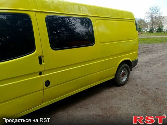 Жовтий Форд Транзит, об'ємом двигуна 25 л та пробігом 0 тис. км за 4800 $, фото 1 на Automoto.ua