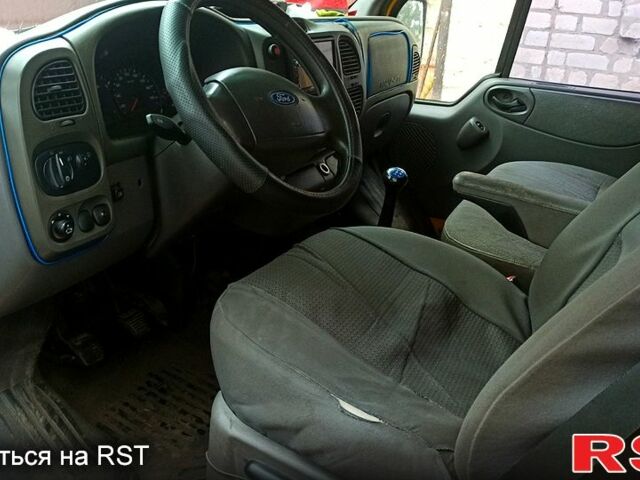 Жовтий Форд Транзит, об'ємом двигуна 2 л та пробігом 0 тис. км за 3850 $, фото 6 на Automoto.ua