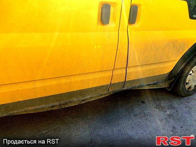 Желтый Форд Транзит, объемом двигателя 2 л и пробегом 300 тыс. км за 3500 $, фото 8 на Automoto.ua