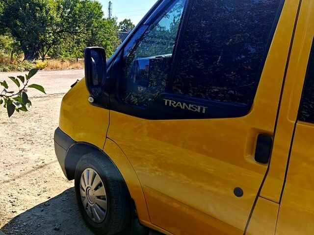 Жовтий Форд Транзит, об'ємом двигуна 2.2 л та пробігом 0 тис. км за 7200 $, фото 2 на Automoto.ua