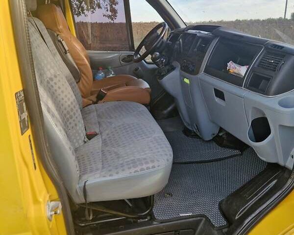 Жовтий Форд Транзит, об'ємом двигуна 2.2 л та пробігом 272 тис. км за 12700 $, фото 22 на Automoto.ua