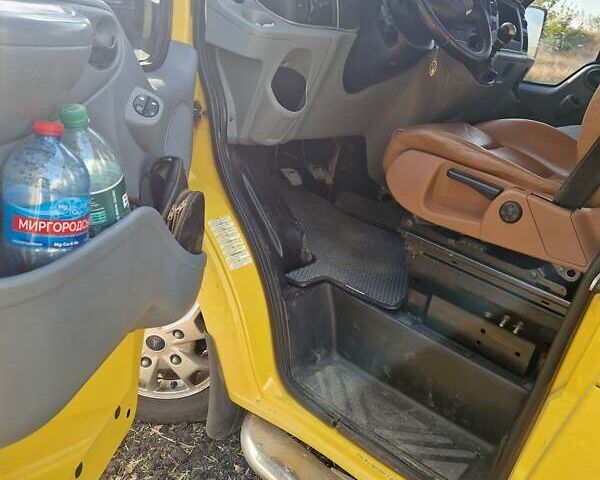 Жовтий Форд Транзит, об'ємом двигуна 2.2 л та пробігом 272 тис. км за 12700 $, фото 19 на Automoto.ua
