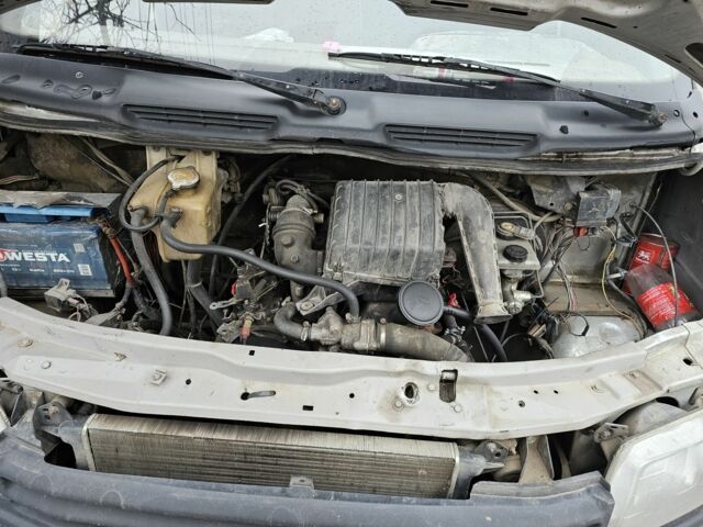 Сірий Форд Транзит, об'ємом двигуна 2.5 л та пробігом 400 тис. км за 1600 $, фото 4 на Automoto.ua