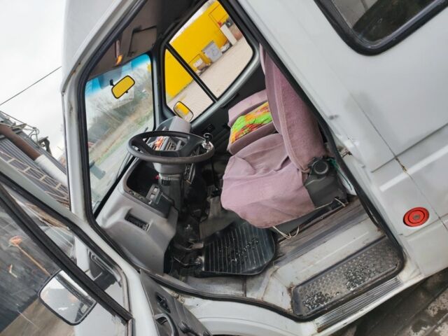 Серый Форд Транзит, объемом двигателя 2.5 л и пробегом 2 тыс. км за 2950 $, фото 5 на Automoto.ua