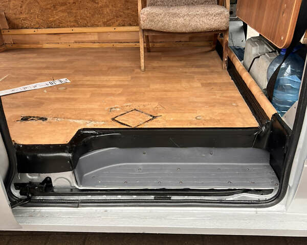 Сірий Форд Транзит, об'ємом двигуна 2.5 л та пробігом 325 тис. км за 6000 $, фото 38 на Automoto.ua