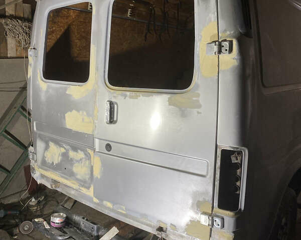 Серый Форд Транзит, объемом двигателя 2.5 л и пробегом 325 тыс. км за 5400 $, фото 62 на Automoto.ua