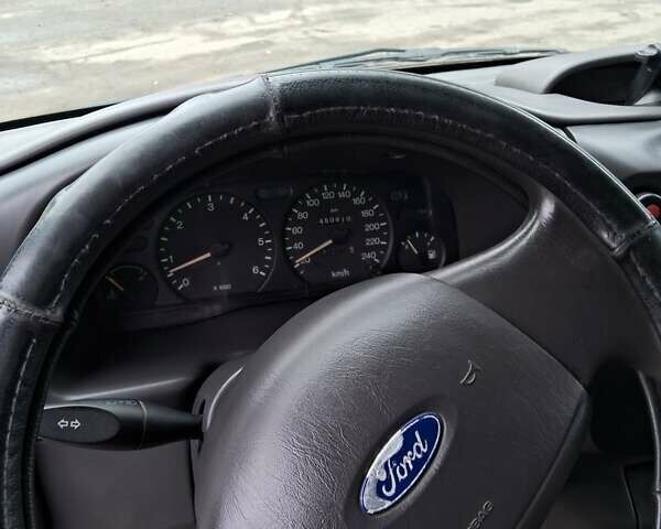 Серый Форд Транзит, объемом двигателя 2 л и пробегом 450 тыс. км за 3500 $, фото 5 на Automoto.ua