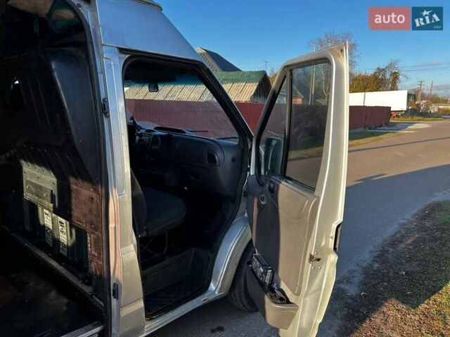 Сірий Форд Транзит, об'ємом двигуна 2 л та пробігом 350 тис. км за 4800 $, фото 5 на Automoto.ua