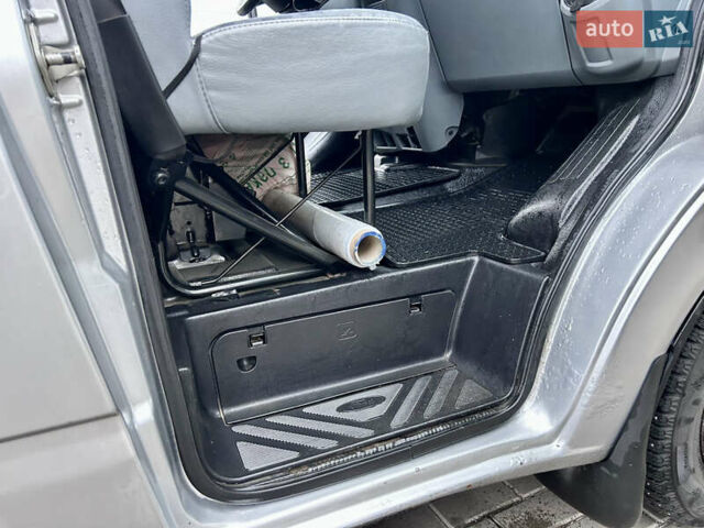 Сірий Форд Транзит, об'ємом двигуна 2.2 л та пробігом 358 тис. км за 6700 $, фото 12 на Automoto.ua