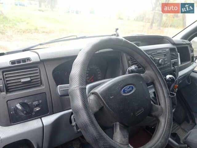 Серый Форд Транзит, объемом двигателя 2.2 л и пробегом 500 тыс. км за 3950 $, фото 5 на Automoto.ua