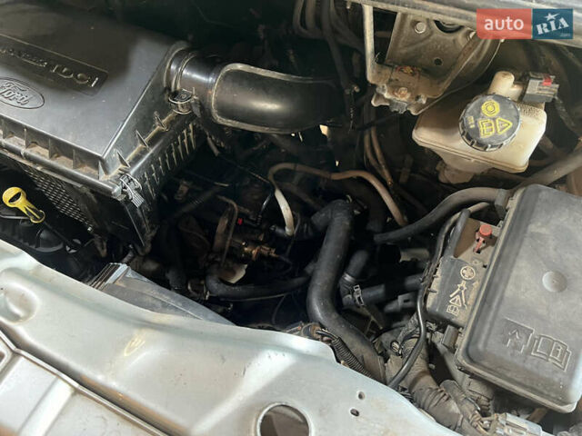 Серый Форд Транзит, объемом двигателя 2.2 л и пробегом 396 тыс. км за 5500 $, фото 9 на Automoto.ua