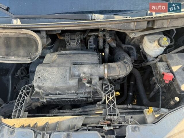 Сірий Форд Транзит, об'ємом двигуна 2.2 л та пробігом 2 тис. км за 13500 $, фото 13 на Automoto.ua