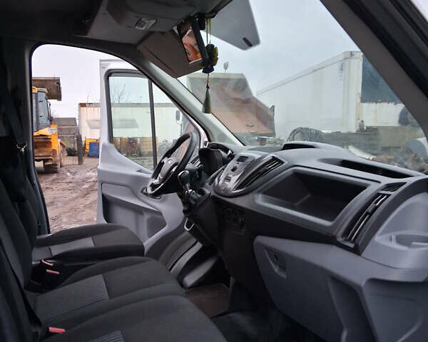 Серый Форд Транзит, объемом двигателя 2 л и пробегом 248 тыс. км за 13900 $, фото 24 на Automoto.ua