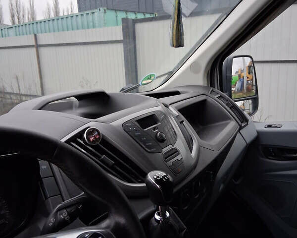 Серый Форд Транзит, объемом двигателя 2 л и пробегом 248 тыс. км за 13900 $, фото 26 на Automoto.ua