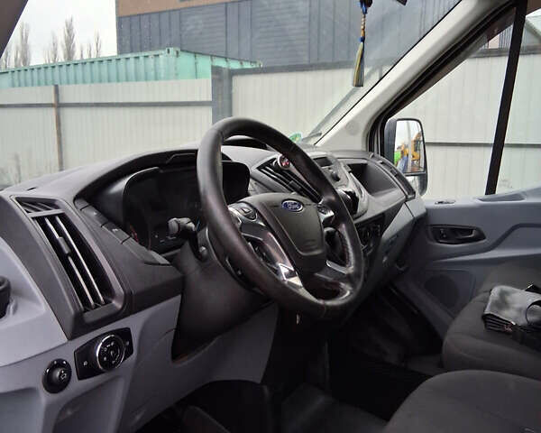 Серый Форд Транзит, объемом двигателя 2 л и пробегом 248 тыс. км за 13900 $, фото 30 на Automoto.ua