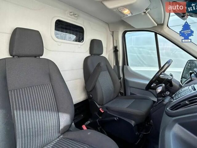 Серый Форд Транзит, объемом двигателя 2 л и пробегом 309 тыс. км за 14500 $, фото 5 на Automoto.ua