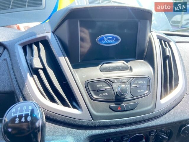 Сірий Форд Транзит, об'ємом двигуна 2 л та пробігом 239 тис. км за 16500 $, фото 8 на Automoto.ua