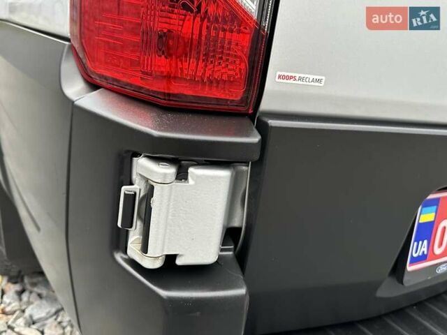 Серый Форд Транзит, объемом двигателя 2 л и пробегом 132 тыс. км за 17650 $, фото 27 на Automoto.ua