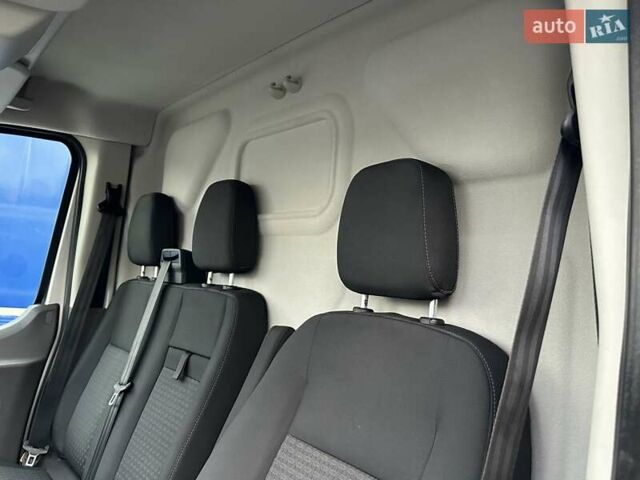 Серый Форд Транзит, объемом двигателя 2 л и пробегом 132 тыс. км за 17650 $, фото 53 на Automoto.ua