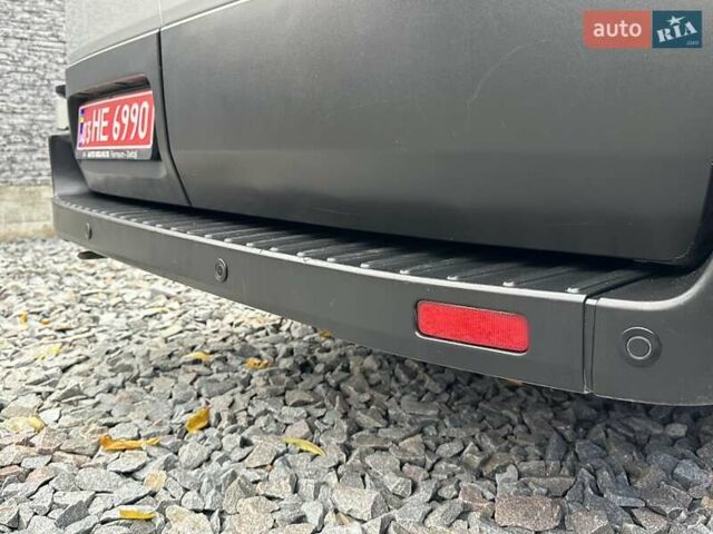 Серый Форд Транзит, объемом двигателя 2 л и пробегом 132 тыс. км за 17650 $, фото 30 на Automoto.ua
