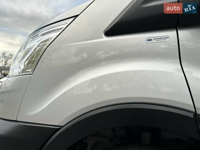 Серый Форд Транзит, объемом двигателя 2 л и пробегом 132 тыс. км за 17650 $, фото 21 на Automoto.ua