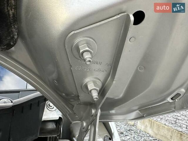 Серый Форд Транзит, объемом двигателя 2 л и пробегом 132 тыс. км за 17650 $, фото 113 на Automoto.ua