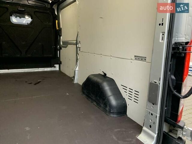 Серый Форд Транзит, объемом двигателя 2 л и пробегом 147 тыс. км за 17300 $, фото 19 на Automoto.ua