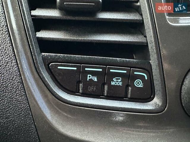 Серый Форд Транзит, объемом двигателя 2 л и пробегом 132 тыс. км за 17650 $, фото 71 на Automoto.ua