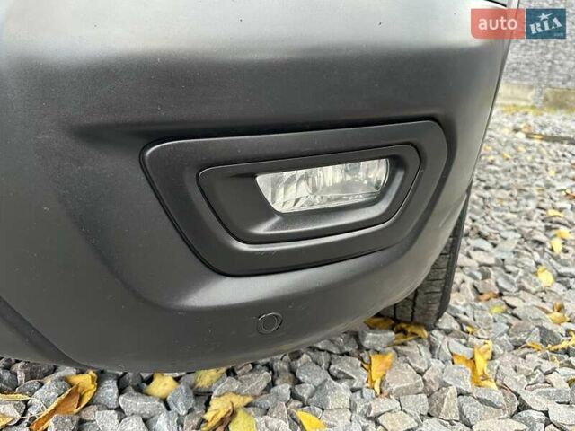 Серый Форд Транзит, объемом двигателя 2 л и пробегом 132 тыс. км за 17650 $, фото 13 на Automoto.ua