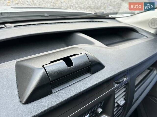 Серый Форд Транзит, объемом двигателя 2 л и пробегом 132 тыс. км за 17650 $, фото 76 на Automoto.ua