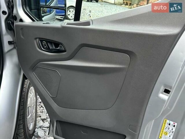 Серый Форд Транзит, объемом двигателя 2 л и пробегом 132 тыс. км за 17650 $, фото 80 на Automoto.ua
