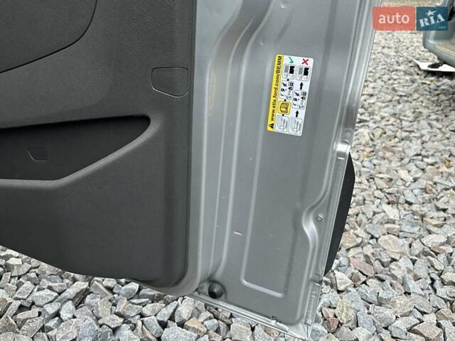 Серый Форд Транзит, объемом двигателя 2 л и пробегом 132 тыс. км за 17650 $, фото 79 на Automoto.ua