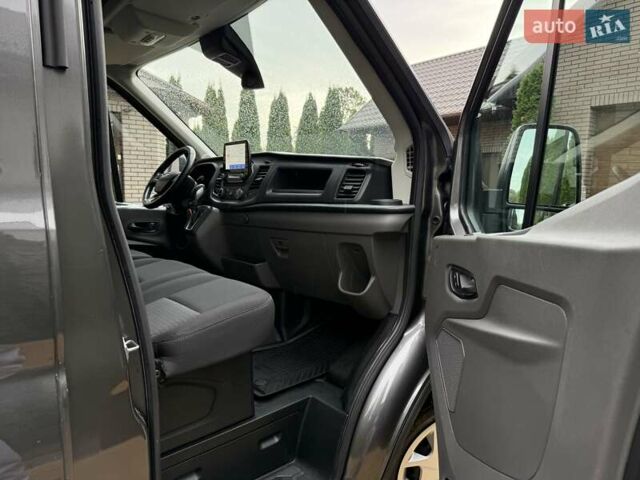 Сірий Форд Транзит, об'ємом двигуна 2 л та пробігом 240 тис. км за 18250 $, фото 41 на Automoto.ua