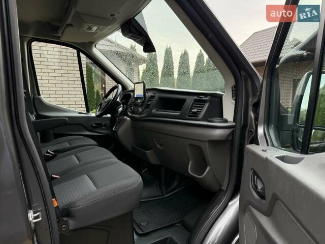 Сірий Форд Транзит, об'ємом двигуна 2 л та пробігом 240 тис. км за 18250 $, фото 42 на Automoto.ua
