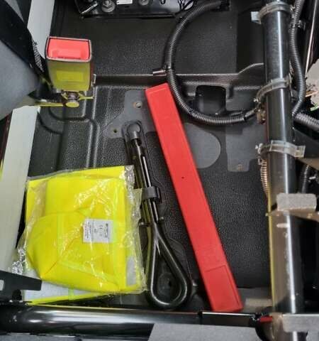 Серый Форд Транзит, объемом двигателя 2 л и пробегом 240 тыс. км за 19500 $, фото 24 на Automoto.ua