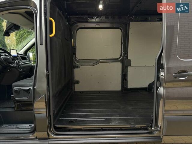 Сірий Форд Транзит, об'ємом двигуна 2 л та пробігом 240 тис. км за 18250 $, фото 34 на Automoto.ua