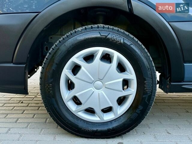 Серый Форд Транзит, объемом двигателя 2 л и пробегом 112 тыс. км за 21750 $, фото 41 на Automoto.ua