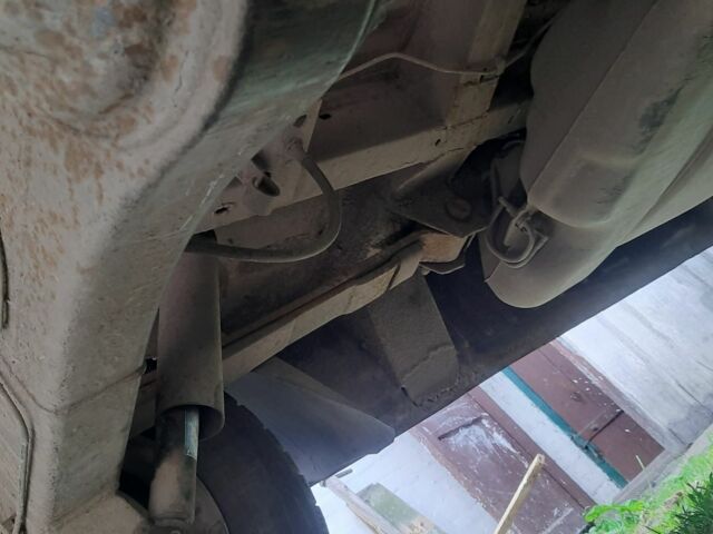 Серый Форд Транзит, объемом двигателя 2.5 л и пробегом 400 тыс. км за 1800 $, фото 10 на Automoto.ua