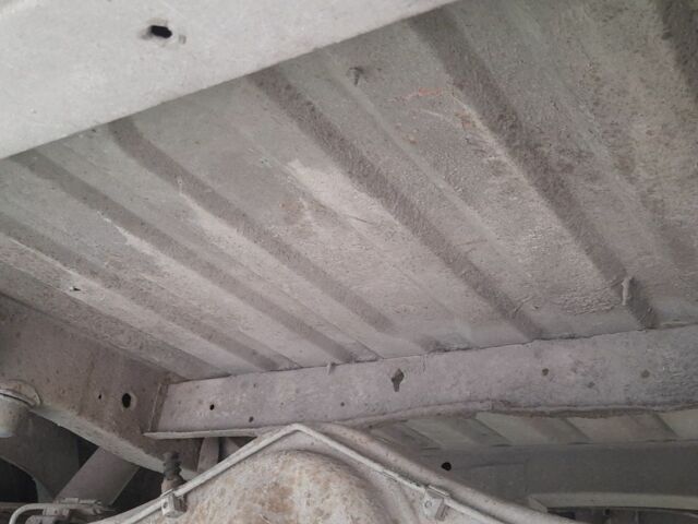 Серый Форд Транзит, объемом двигателя 2.5 л и пробегом 400 тыс. км за 1800 $, фото 8 на Automoto.ua