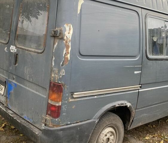 Сірий Форд Транзит, об'ємом двигуна 2.5 л та пробігом 3 тис. км за 1750 $, фото 4 на Automoto.ua