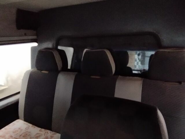 Сірий Форд Транзит, об'ємом двигуна 2.5 л та пробігом 327 тис. км за 1999 $, фото 3 на Automoto.ua