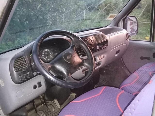 Сірий Форд Транзит, об'ємом двигуна 2.5 л та пробігом 180 тис. км за 4000 $, фото 1 на Automoto.ua