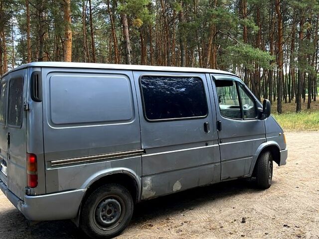 Серый Форд Транзит, объемом двигателя 2.5 л и пробегом 0 тыс. км за 2500 $, фото 1 на Automoto.ua