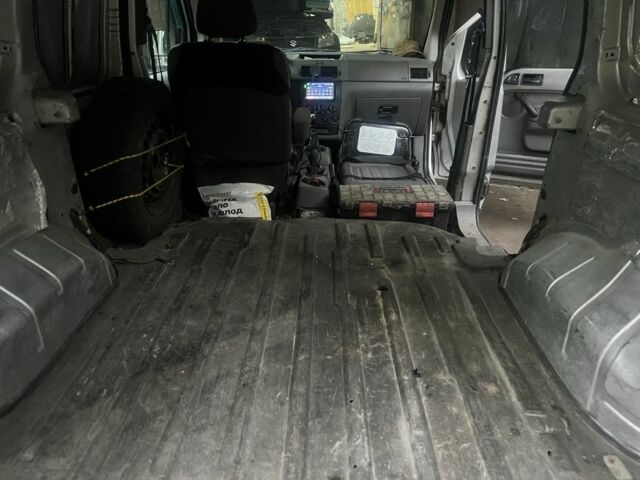 Серый Форд Транзит, объемом двигателя 1.8 л и пробегом 330 тыс. км за 3600 $, фото 6 на Automoto.ua