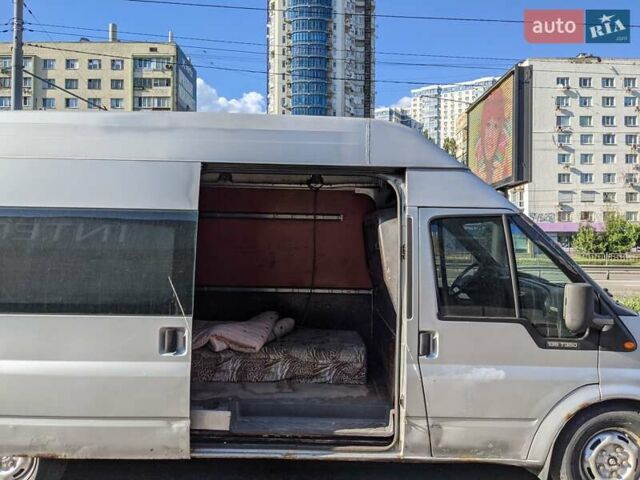 Серый Форд Транзит, объемом двигателя 2.4 л и пробегом 316 тыс. км за 5500 $, фото 2 на Automoto.ua