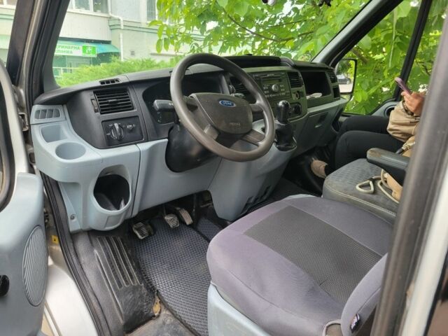 Сірий Форд Транзит, об'ємом двигуна 2.2 л та пробігом 280 тис. км за 6700 $, фото 3 на Automoto.ua