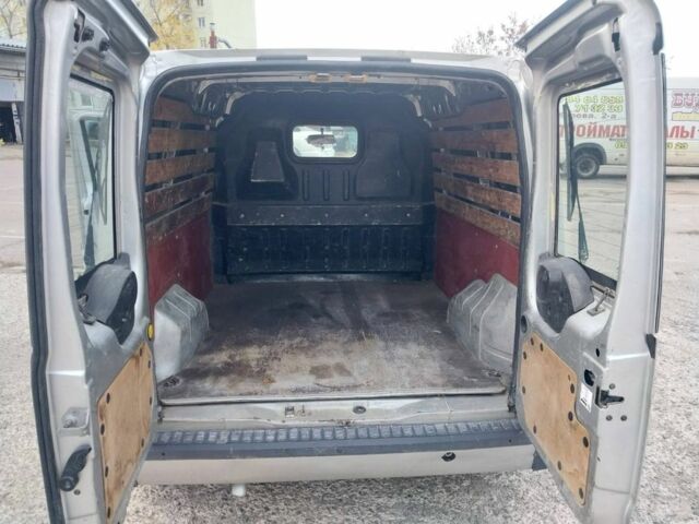 Сірий Форд Транзит, об'ємом двигуна 1.8 л та пробігом 230 тис. км за 3500 $, фото 11 на Automoto.ua