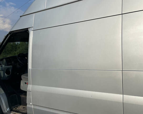 Серый Форд Транзит, объемом двигателя 2.2 л и пробегом 322 тыс. км за 9300 $, фото 9 на Automoto.ua